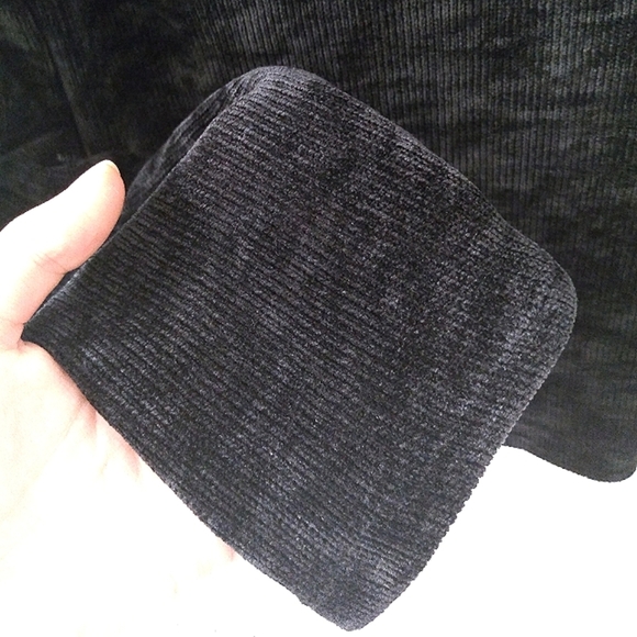 NWOT Express Black Brushed Velvet Mockneck Sweater Size XL - Picture 6 of 12